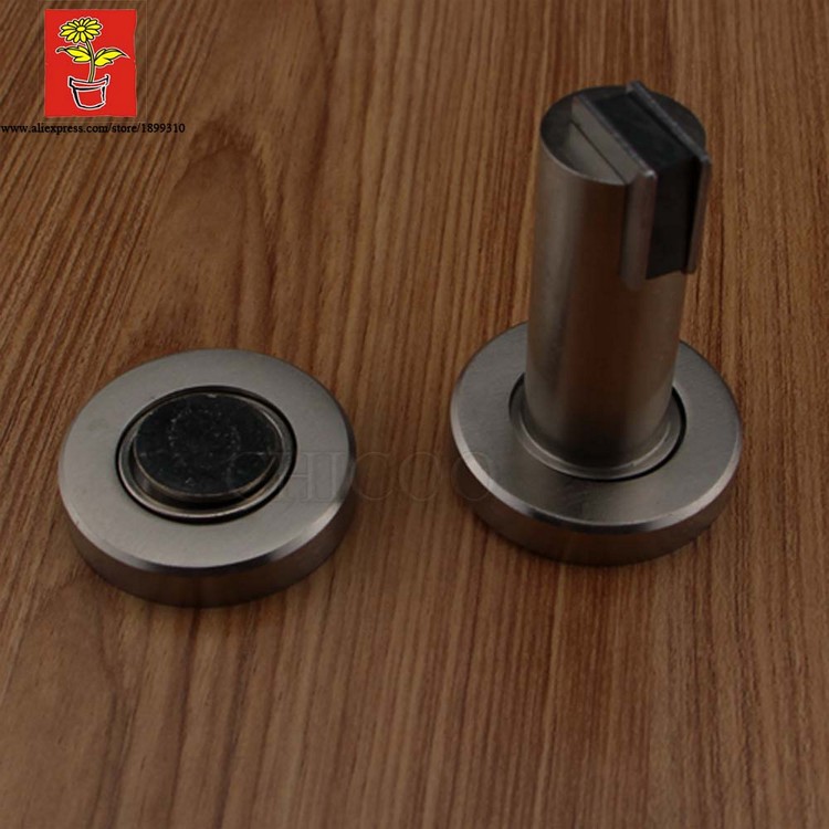 Magnetic door holder